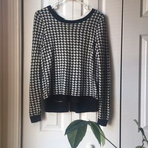 H&M Houndstooth ZIP Back Top